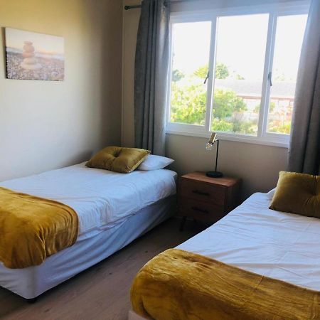2 On Third Avenue Leilighet Hermanus Eksteriør bilde